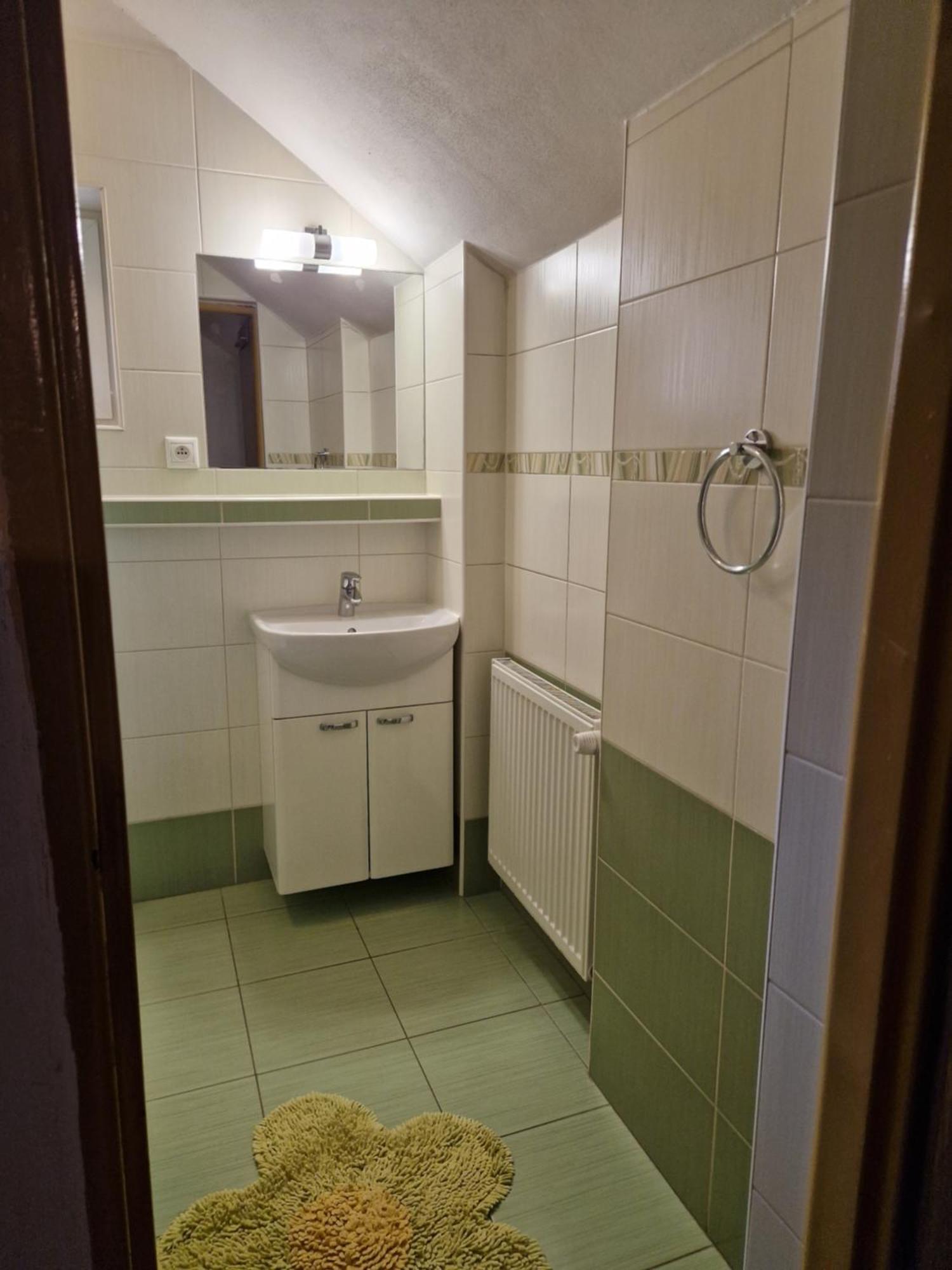 Pri Piecke Penzion A Restauracia Stare Hory Bilik gambar